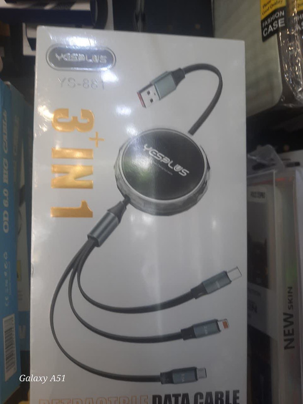 کابل شارژ سه کاره USB-C-میکرو و لایتنیگ